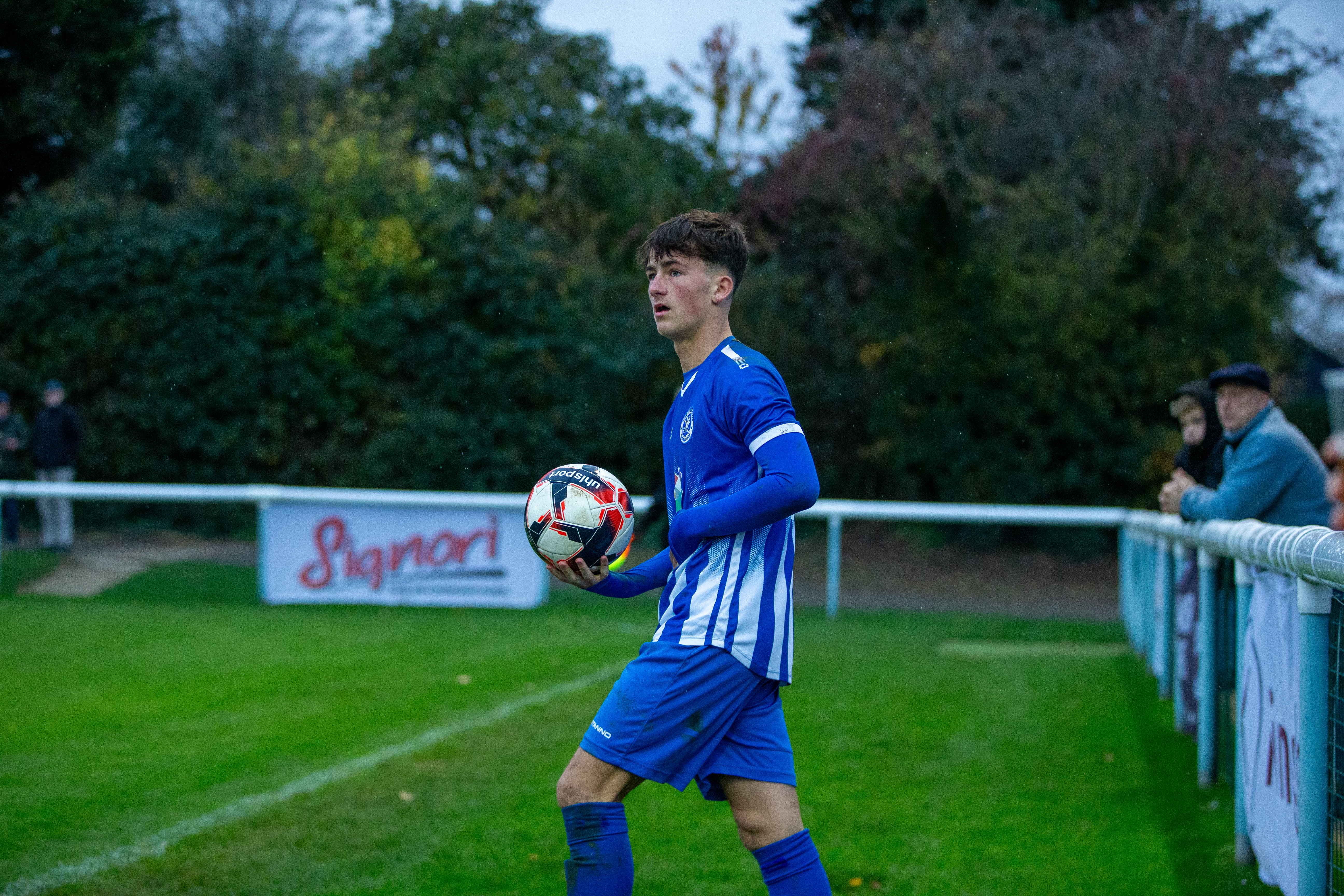 Penn & Tylers vs Sandhurst Town — photo 17