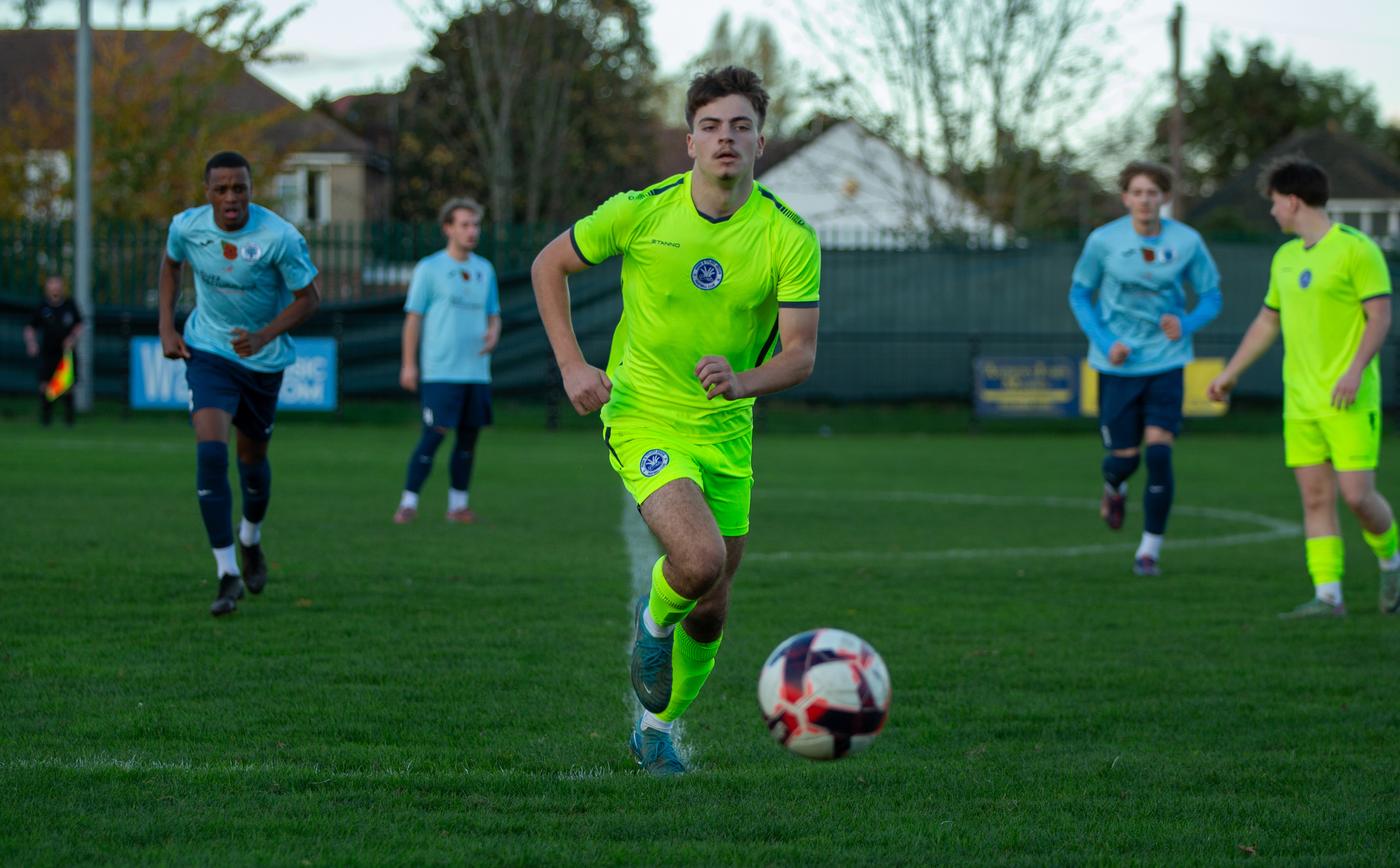 Spelthorne Sports vs Penn & Tylers — photo 10