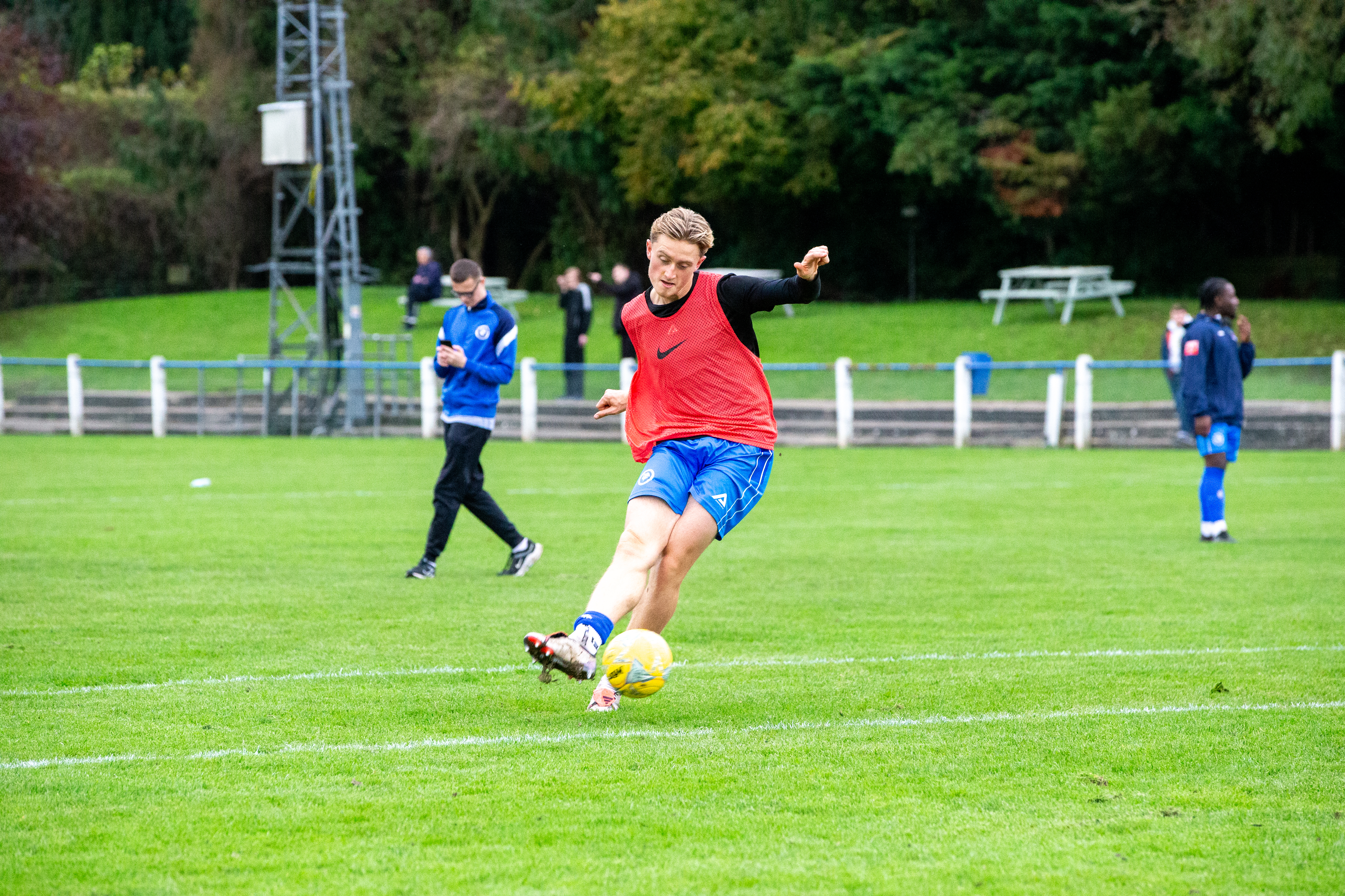 Marlow FC vs AFC Totton — photo 9