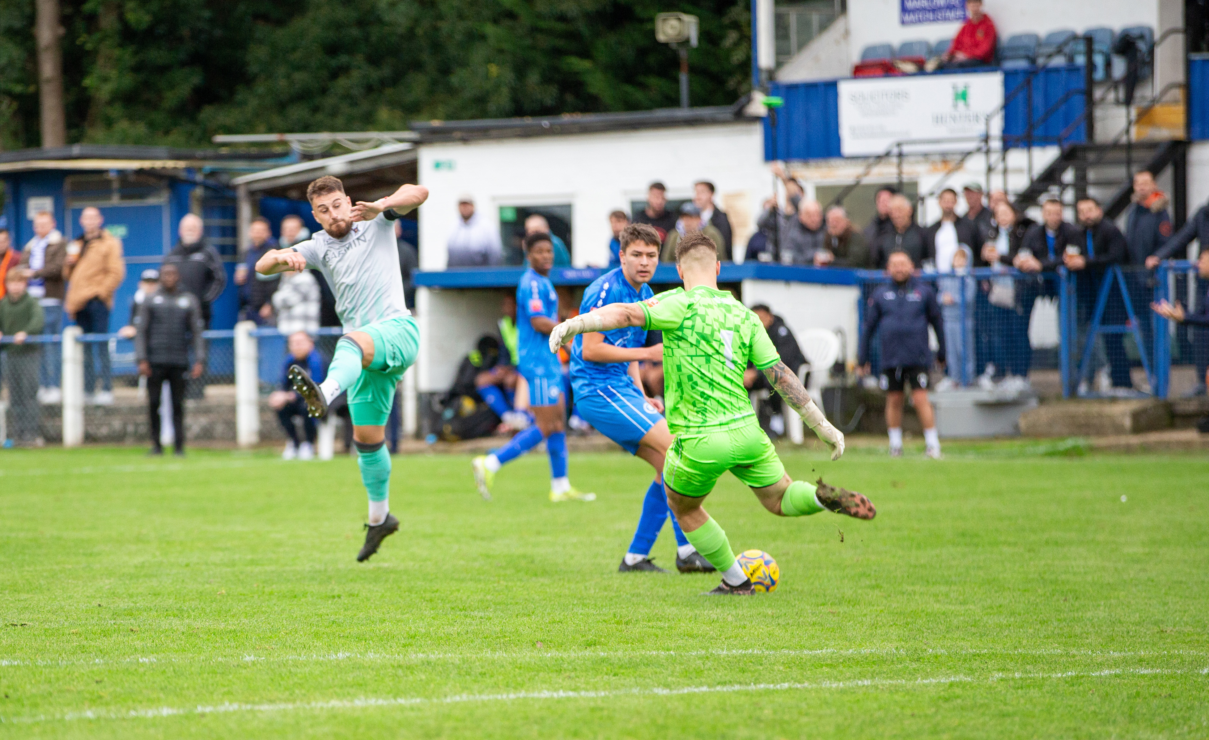 Marlow FC vs AFC Totton — photo 18