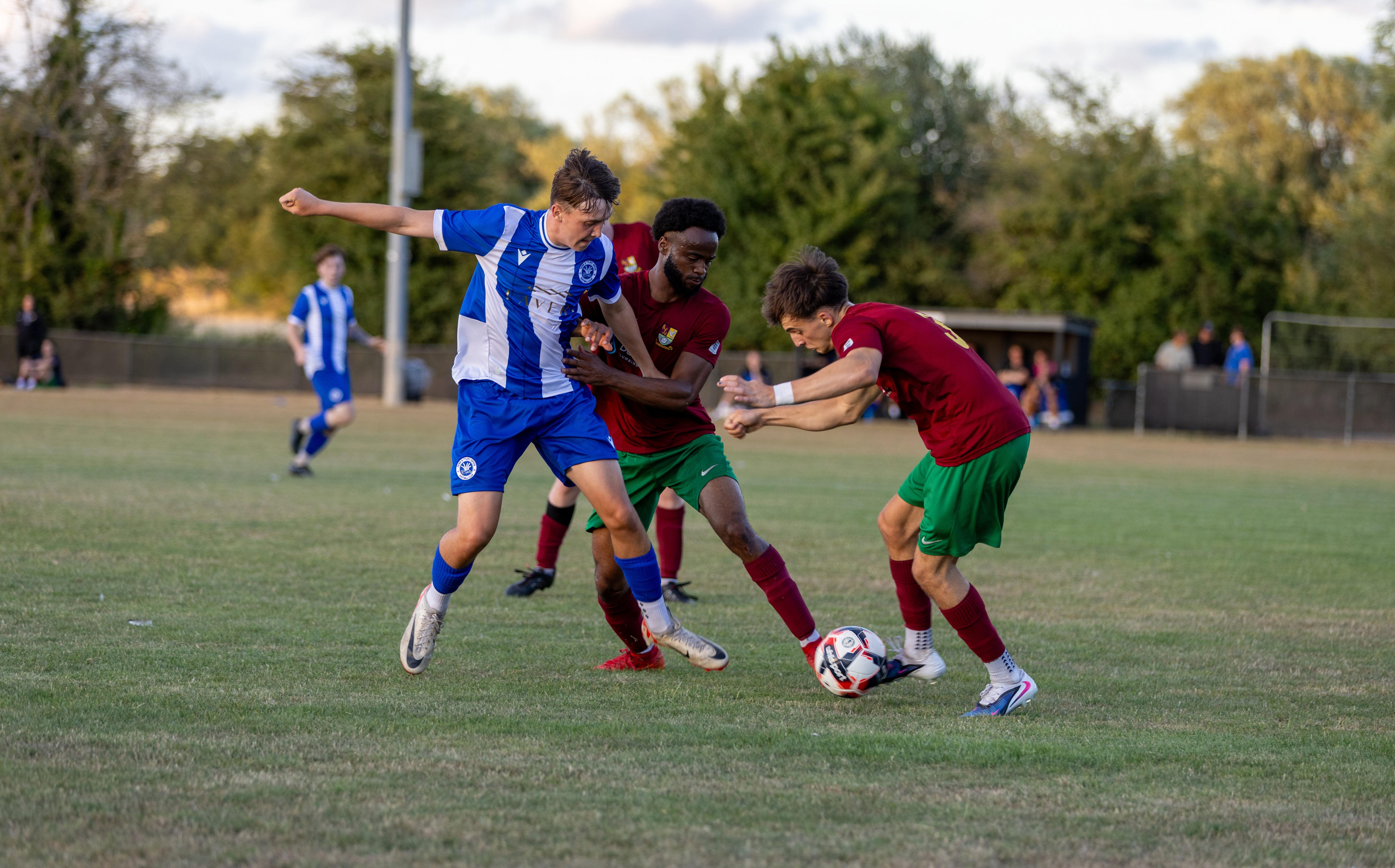 Holyport FC vs Penn & Tylers — photo 21