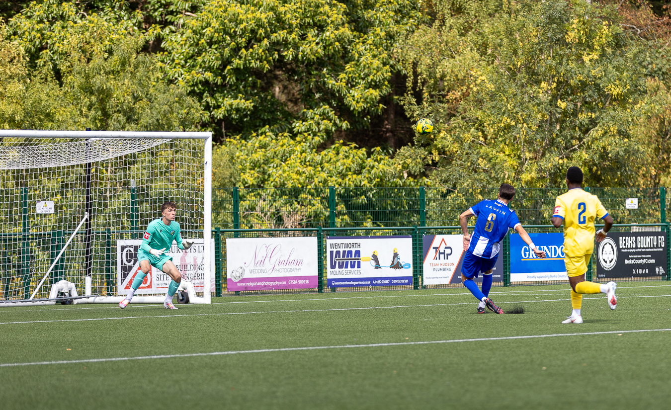 Ascot United vs Penn & Tylers — photo 10
