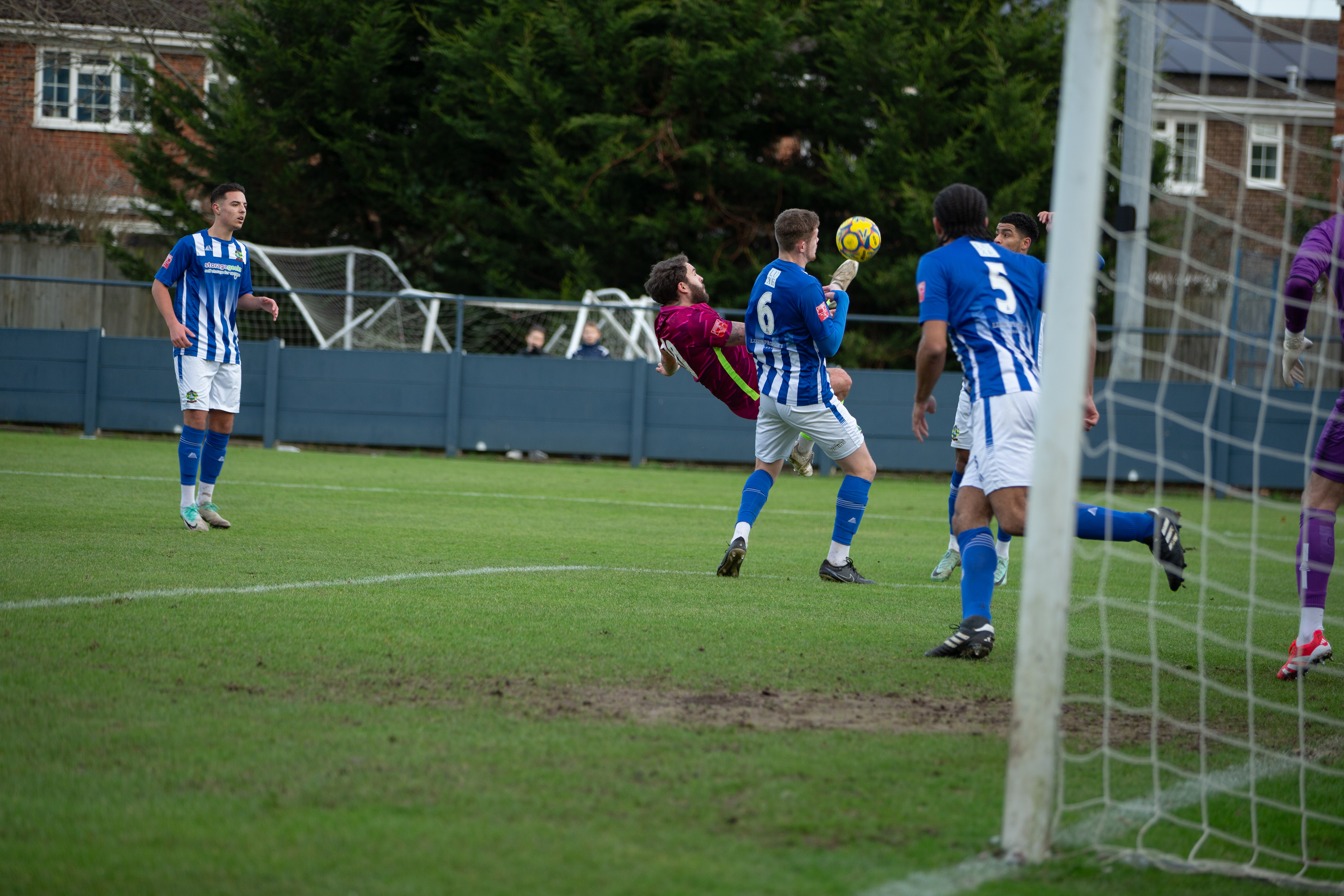 Chertsey Town vs Marlow FC — photo 10