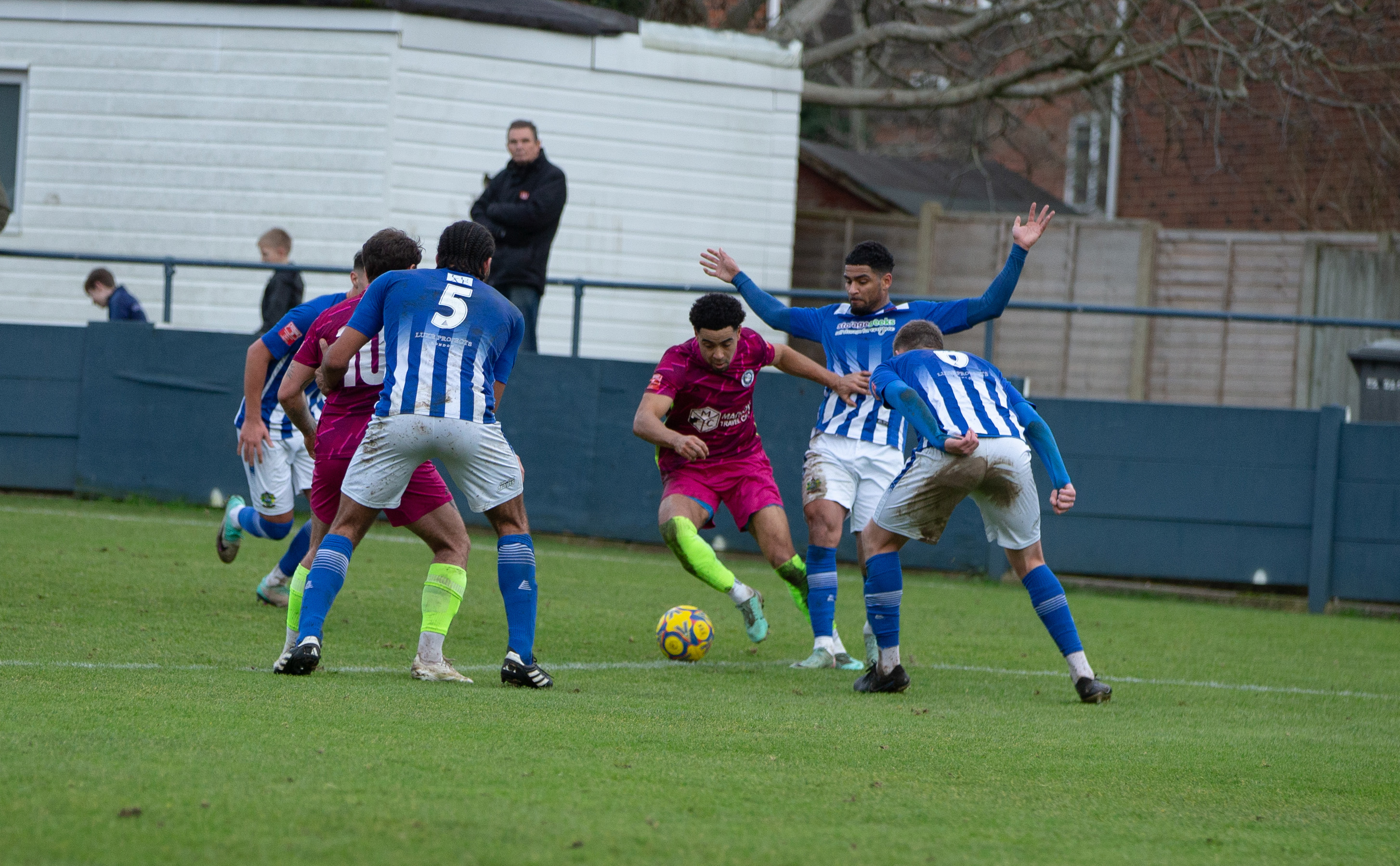 Chertsey Town vs Marlow FC — photo 24