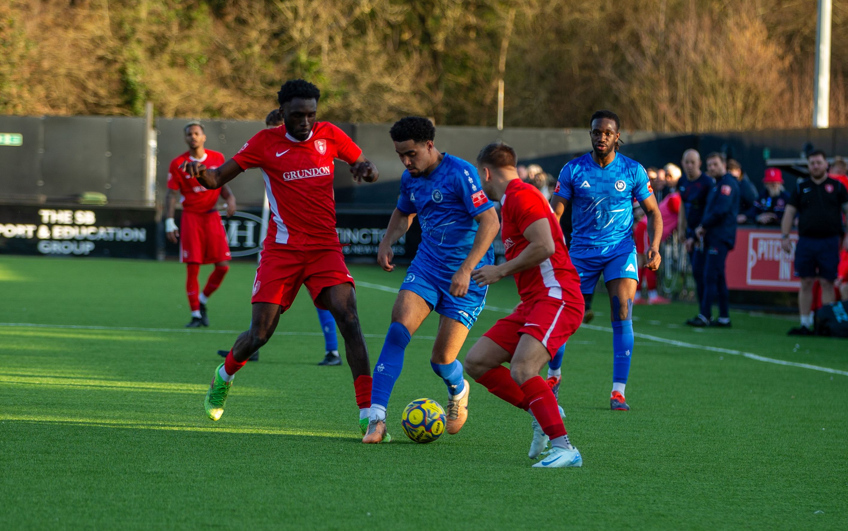 Bracknell Town vs Marlow FC — photo 13